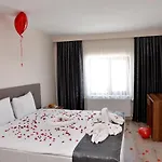 Hotel Zuemruet *